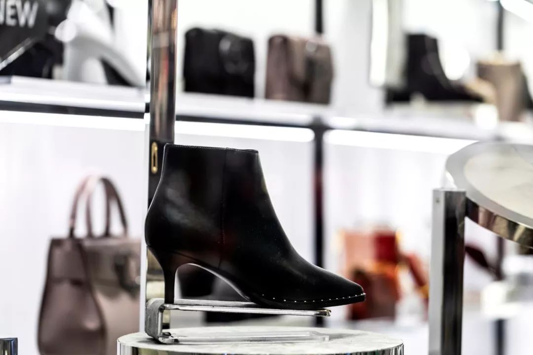 上市鞋企成功之路的三大要點探索