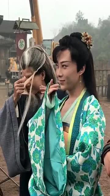 揭秘最新易容術(shù)，化妝藝術(shù)的魅力與技巧探索