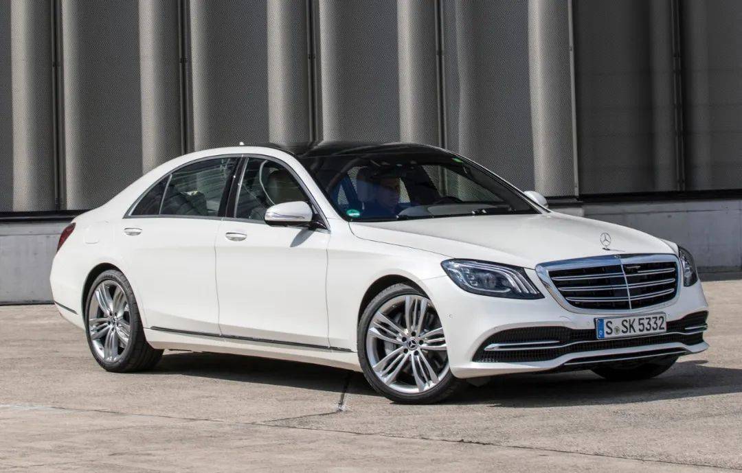 奔馳全新S級(jí)最新動(dòng)態(tài)揭秘